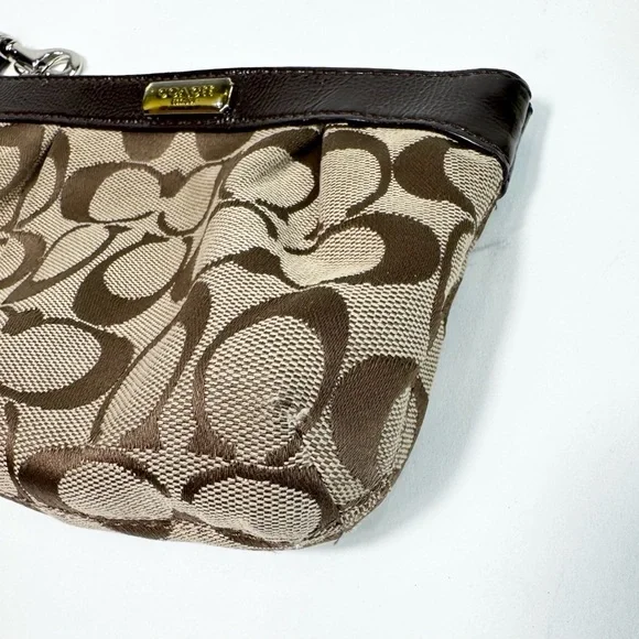 Coach Brown Signature Jacquard & Patent Leather Wristlet - Picture 5 of 6